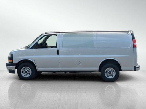 2023 GMC Savana 2500 Work Van