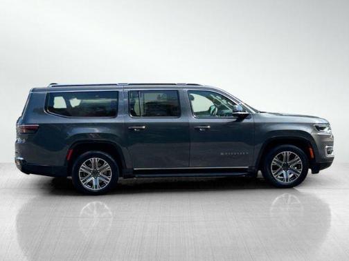 2024 Jeep Wagoneer L Series II 4x2