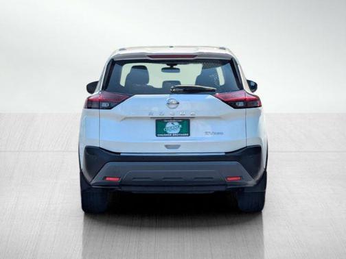 Pearl White Tricoat 2021 Nissan Rogue SV