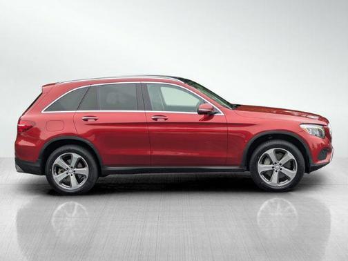 2017 Mercedes-Benz GLC 300 4MATIC