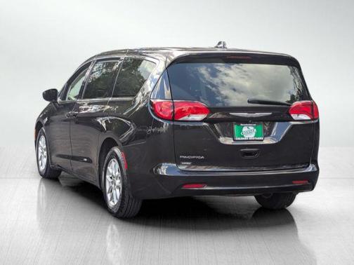 2017 Chrysler Pacifica LX