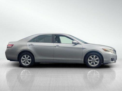 Classic Silver Metallic 2011 Toyota Camry LE