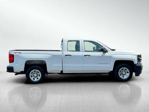 Summit White 2018 Chevrolet Silverado 1500 WT