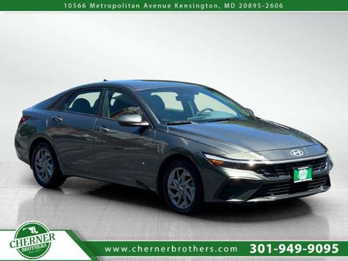 Amazon Gray 2024 Hyundai ELANTRA SEL