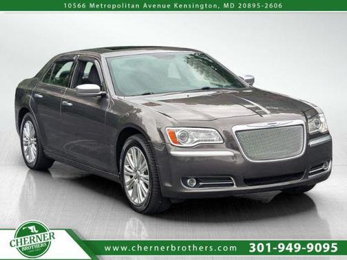 2014 Chrysler 300C John Varvatos Luxury