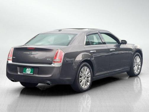 2014 Chrysler 300C John Varvatos Luxury