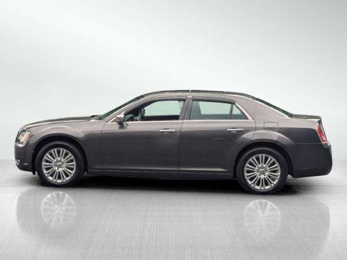 2014 Chrysler 300C John Varvatos Luxury