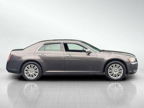 2014 Chrysler 300C John Varvatos Luxury