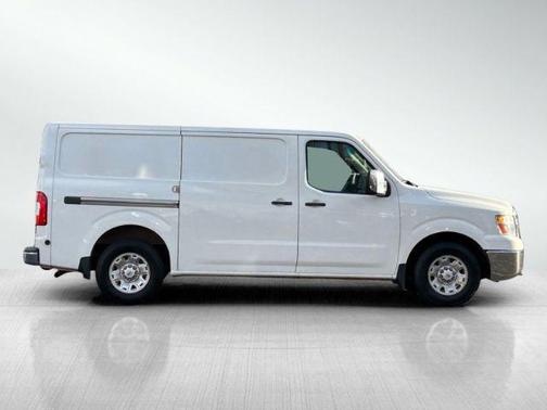 2013 Nissan NV Cargo NV3500 HD S V8