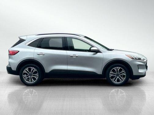 Ingot Silver Metallic 2020 Ford Escape SEL