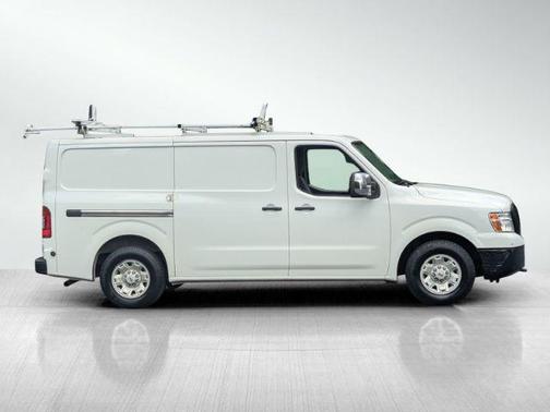 2018 Nissan NV Cargo NV3500 HD S V8