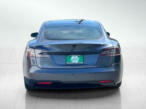 2016 Tesla Model S 90D