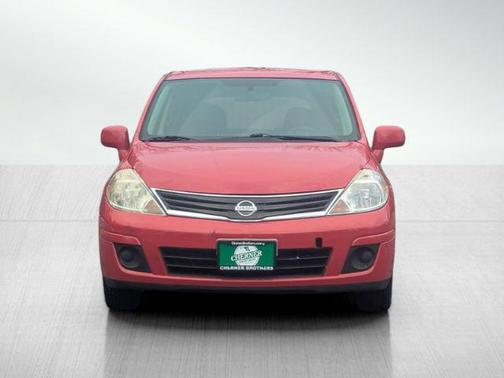 2012 Nissan Versa 1.8 S