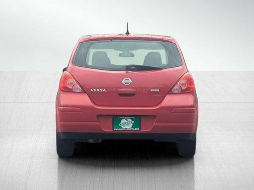 2012 Nissan Versa 1.8 S