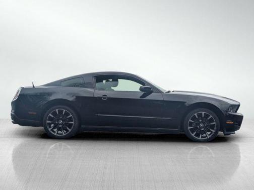 Black 2012 Ford Mustang V6 Premium