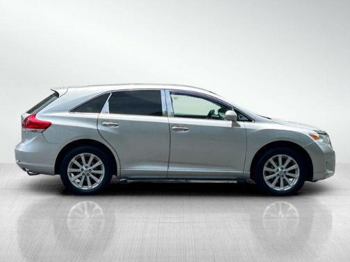 Classic Silver Metal 2012 Toyota Venza XLE