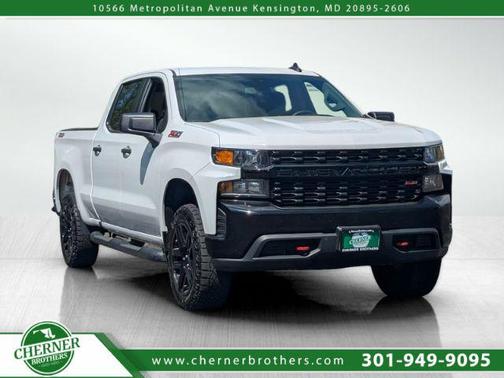 Summit White 2021 Chevrolet Silverado 1500 Custom Trail Boss