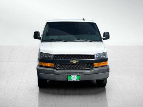Summit White 2021 Chevrolet Express 2500 RWD 2500 Regular Wheelbase WT