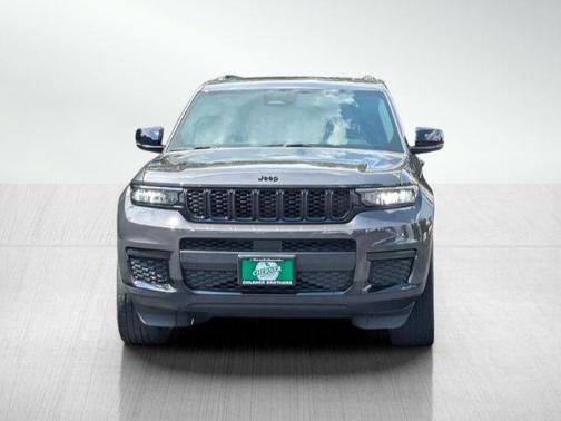 Baltic Gray Metallic Clearcoat 2022 Jeep Grand Cherokee L Altitude