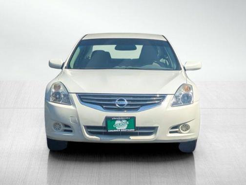 Winter Frost Pearl 2012 Nissan Altima 2.5 S