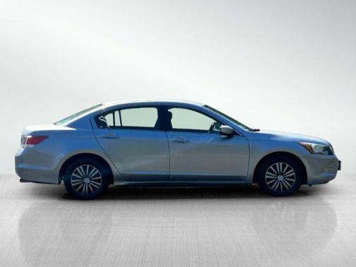 Alabaster Silver Metallic 2008 Honda Accord 2.4 LX