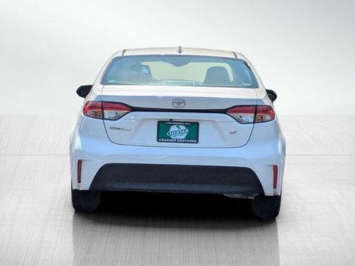 Ice Cap 2024 Toyota Corolla LE