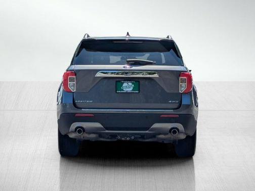 Carbonized Gray Metallic 2023 Ford Explorer Limited