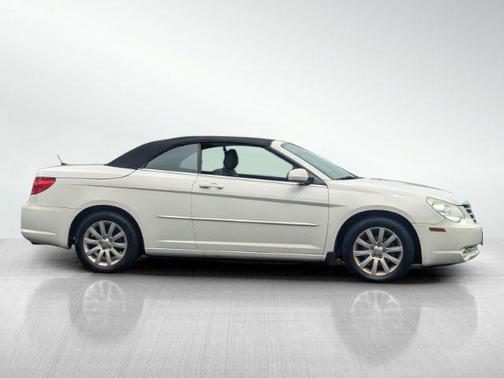 Stone White Clearcoat 2010 Chrysler Sebring Touring