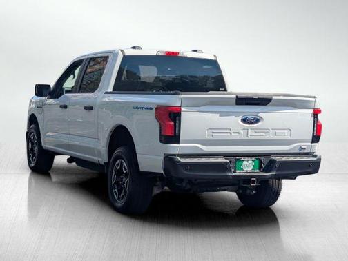 2022 Ford F-150 Lightning Pro