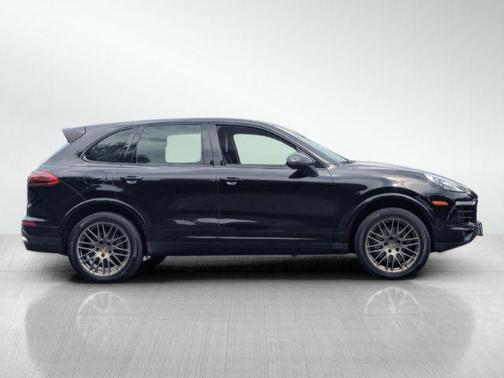Black 2018 Porsche Cayenne Platinum Edition