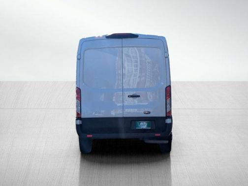 2022 Ford Transit-250 Base