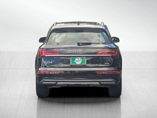 2024 Audi Q5 40 Premium Plus