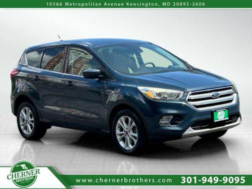 Baltic Sea Green Metallic 2019 Ford Escape SE