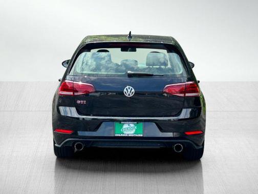 Deep Black Pearl 2020 Volkswagen Golf 1.4T TSI