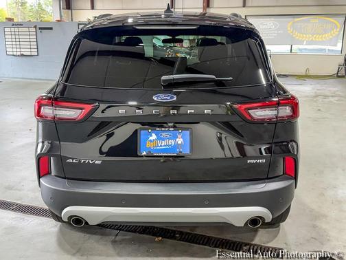 Agate Black Metallic 2023 Ford Escape Active