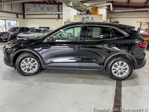 Agate Black Metallic 2023 Ford Escape Active