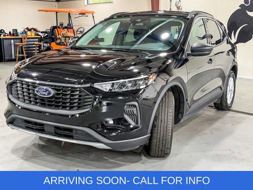 Agate Black Metallic 2023 Ford Escape Active