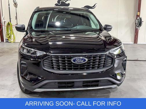 Agate Black Metallic 2023 Ford Escape Active