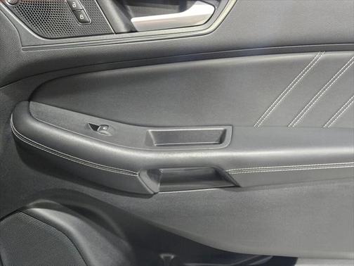 2022 Ford Edge ST