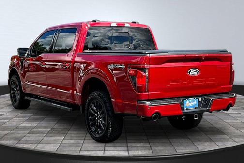 Rapid Red Metallic Tinted Clearcoat 2024 Ford F-150 XLT