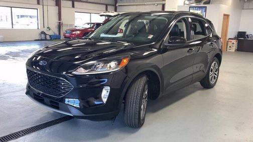 Agate Black Metallic 2020 Ford Escape SEL