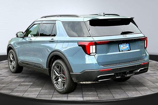 Vapor Blue Metallic 2026 Ford Explorer ST-Line