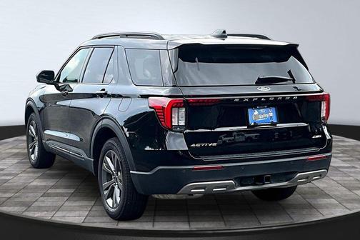 Agate Black Metallic 2026 Ford Explorer Active