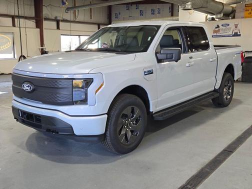 2025 Ford F-150 Lightning Flash