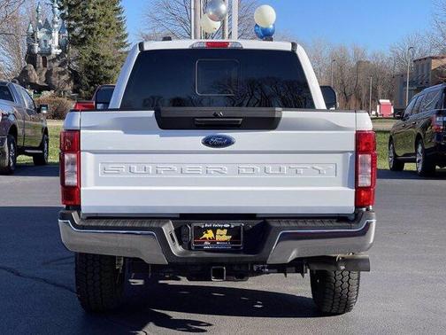 Oxford White 2022 Ford F-250 XL
