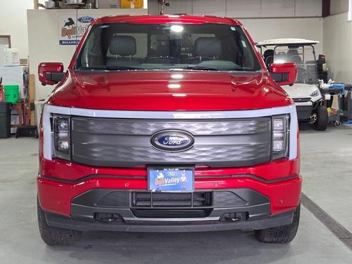 2023 Ford F-150 Lightning LARIAT