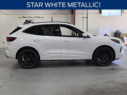 2023 Ford Escape ST-Line Elite