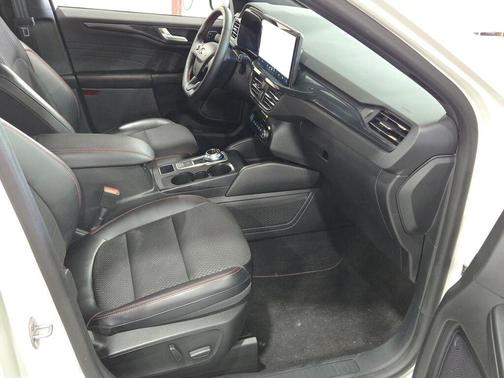 2023 Ford Escape ST-Line Elite