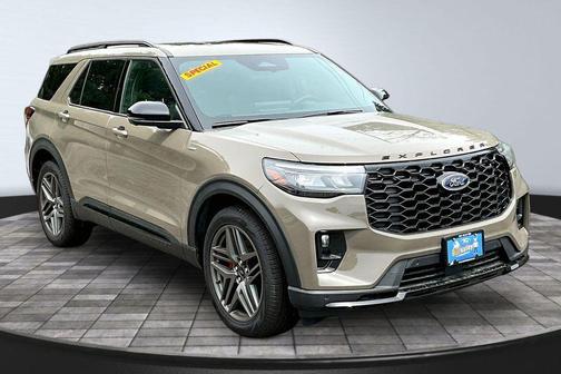 Marsh Gray 2026 Ford Explorer ST-Line