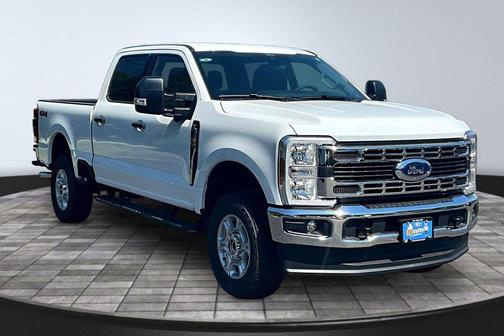 Oxford White 2026 Ford F-250 XLT